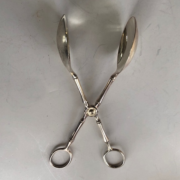 Vintage E P Zinc salad tongs, made in Italy. Natural tarnishing are on spoon - Picture 3 of 7
